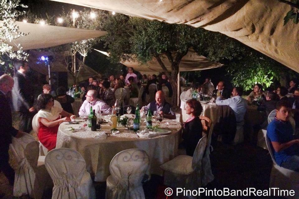 Agriturismo Tre Santi Villa Padula Buitenkant foto